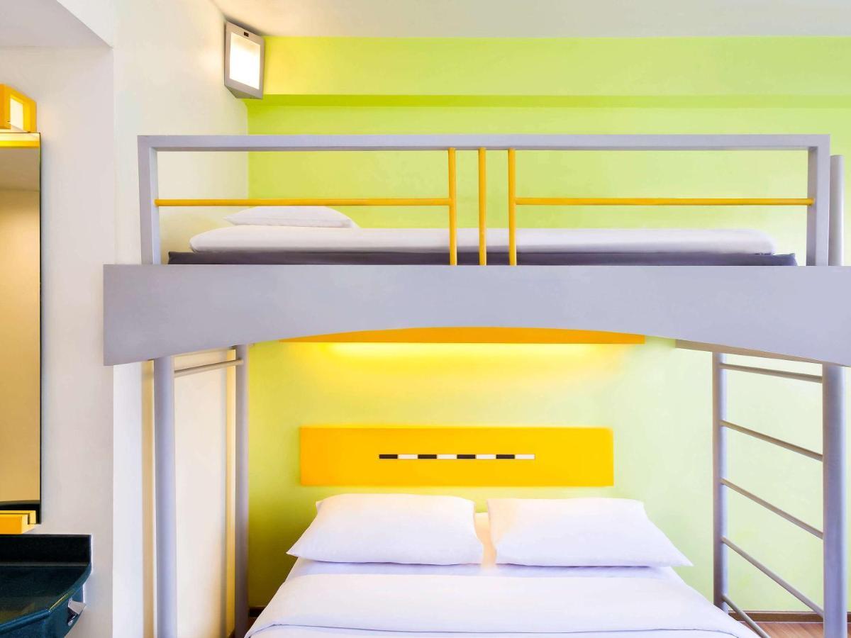 Ibis Budget Jakarta Cikini Buitenkant foto